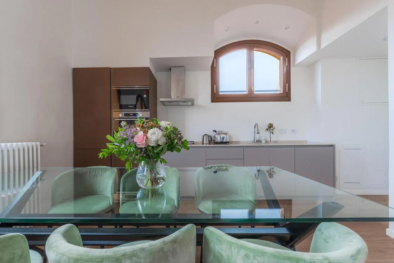 Apartments Florence- Borgo Pinti Panorama